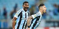 Grêmio atropela o São Paulo e respira na luta contra o Z4  Foto: Pedro H. Tesch