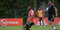 São Paulo se reapresentou nesta terça-feira (Foto: Rubens Chiri / saopaulofc.net)  Foto: Lance!