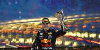 A festa do novo campeão do mundo, Max Verstappen   Foto: Clive Rose/Getty Images/Red Bull Content Pool / Grande Prêmio