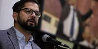 Gabriel Boric, de 35 anos, ganhou as elei&ccedil;&otilde;es no segundo turno  Foto: EPA/Alberto Valdes / BBC News Brasil