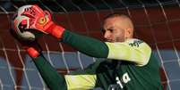 Weverton durante treinamento, na Academia de Futebol (Foto: Cesar Greco/Palmeiras)  Foto: Lance!