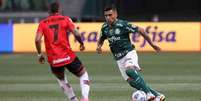 Victor Luis em ação pelo Palmeiras durante o último Brasileirão (Foto: Cesar Greco/Palmeiras)  Foto: Lance!