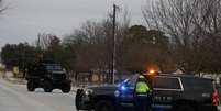 Ruas próximas foram cercadas pela polícia Shelby Tauber/REUTERS  Foto: Shelby Tauber  / REUTERS