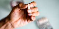 Livro 'O Império da Dor' traça o início da epidemia de opioides até o aparecimento do primeiro analgésico opioide de uso geral: OxyContin  Foto: Getty Images / BBC News Brasil