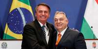 Bolsonaro e Orbán durante encontro na Hungria   Foto: Bernadett Szabo / Reuters