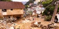 Moradores de Petrópolis e o poder público se uniram em mutirão para reconstruir o município serrano - 16/02/2022  Foto: CARLOS ELIAS JUNIOR/FOTOARENA/ESTADÃO CONTEÚDO