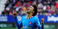 Jo&atilde;o F&eacute;lix celebra gol pelo Atl&eacute;tico de Madrid  Foto: Vincent West / Reuters