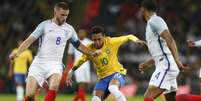 Último amistoso entre Brasil e Inglaterra aconteceu em 2017 (Foto: Ian Kington / AFP)  Foto: Lance!
