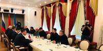 Delega&ccedil;&otilde;es concordaram em fazer terceira reuni&atilde;o  Foto: ANSA / Ansa - Brasil