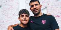 Benjamin Ag&uuml;ero, 13, &eacute; tamb&eacute;m &eacute; neto de Diego Maradona e afilhado de Lionel Messi.  Foto: Reprodu&ccedil;&atilde;o/Instagram / Estad&atilde;o