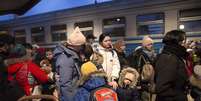 Refugiados ucranianos chegam na Polônia   Foto: Maciej Luczniewski/NurPhoto / Reuters
