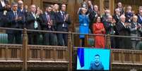 Por vídeo chamada, Zelenski discursa no Parlamento britânico  Foto: Reuters