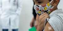 Crianças formam o público menos imunizado contra a Covid-19 no Brasil  Foto: Agência Mural