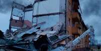 Edifício destruído após ataque contra base militar em Yavoriv  Foto: DW / Deutsche Welle