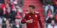 Com gol de Lewandowski, Bayern ganha do Augsburg no Alemão  Foto: Lukas Barth / Reuters