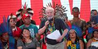Lula promete ministério e fim de proposta de exploração das terras indígenas  Foto: Reuters