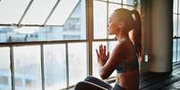 Mulher meditando  Foto: Getty Images / BBC News Brasil