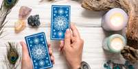 Entenda como a jornada do tarot pode contribuir na superação de desafios e para compreender melhor os caminhos que a vida segue – Shutterstock  Foto: João Bidu