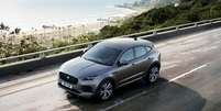 Jaguar E-Pace 2022 R-Dynamic SE  Foto: JLR / Divulgação