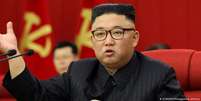 Kim Jong-un convocou reunião da cúpula do governo e ordenou ações de combate à pandemia  Foto: DW / Deutsche Welle