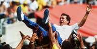 Parreira foi campeão com a Seleção em 1994 (Foto: GABRIEL BOUYS/ AFP)  Foto: Lance!