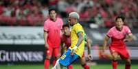 Neymar marcou duas vezes de pênalti  Foto: Kim Hong-Ji / Reuters