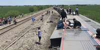 Trem colide com caminh&atilde;o e descarrila nos EUA  Foto: Reprodu&ccedil;&atilde;o / Twitter / Ansa - Brasil