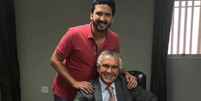 Ronaldo Caiado Filho junto com o pai, o governador Ronaldo Caiado   Foto: Reprodução/Facebook/Ronaldo Caiado