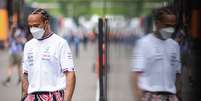 Lewis Hamilton se posicionou sobre o ass&eacute;dio sofrido por f&atilde;s   Foto: Jure Makovec/AFP / Grande Pr&ecirc;mio
