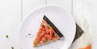 Pizza de sushi: pode parecer absurdo, mas existe!  Foto: Sergey Nazarov / iStock