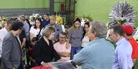 Presidente do PT, Gleisi Hoffmann, participa do velório do guarda municipal Marcelo Arruda em Foz do Iguaçu (PR), nesta segunda-feira, 11. Ele foi assassinado por um bolsonarista enquanto comemorava o aniversário de 50 anos com uma festa temática do Partido dos Trabalhadores   Foto: CHRISTIAN RIZZI/FOTOARENA/ESTADÃO CONTEÚDO