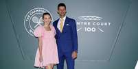 Esposa de Djokovic rebate jornalista e defende marido por n&atilde;o se vacinar  Foto: Steven Paston / Reuters