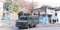 As Pol&iacute;cias Militar e Civil iniciaram na madrugada desta quinta-feira, 21 de julho de 2022, uma opera&ccedil;&atilde;o conjunta no Complexo do Alem&atilde;o, na zona norte do Rio de Janeiro, para combater o roubo de ve&iacute;culos, de cargas e a bancos  Foto: JOSE LUCENA/THENEWS2/ESTAD&Atilde;O CONTE&Uacute;DO