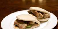 Momokuku. Os pork buns do americano David Chang, que consagraram o chef com criador de tendências  Foto: Noah Kalina|Divulgação / Estadão