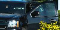 Ve&iacute;culo que foi atingido durante ataque a tiros no Canad&aacute;  Foto: Reuters / BBC News Brasil