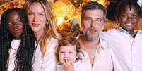 Giovanna Ewbank e Bruno Gagliasso são pais de Titi, Bless e Zyan.  Foto: Instagram/@gioewbank / Estadão