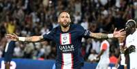 Neymar marcou duas vezes na goleada sobre o Montpellier (Foto: STEPHANE DE SAKUTIN / AFP)  Foto: Lance!