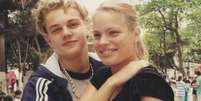 Leonardo DiCaprio e Kristen Zang na &eacute;poca em que namoravam, nos anos 1990  Foto: Instagram/ @itskrizang / Estad&atilde;o