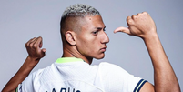 Richarlison fechou com o Tottenham para a temporada na Europa (Divulgação)  Foto: Lance!