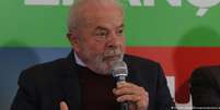 "Se as pesquisas estiverem certas, Lula, como vencedor das elei&ccedil;&otilde;es, assumir&aacute; um pa&iacute;s polarizado at&eacute; os ossos em 1&ordm; de janeiro de 2023"  Foto: DW / Deutsche Welle