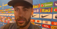 Neymar se irrita com pergunta sobre Mbappe, após partida da seleção brasileira   Foto: Reprodução/Twitter