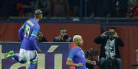 Richarlyson comemora gol na partida entre Brasil e Tunísia  Foto: Reuters