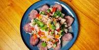 Receita de um ceviche clássico, muito refrescante e fácil de fazer.  Foto: Rafull Torres