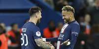 Messi e Neymar comemoram vit&oacute;ria do PSG  Foto: Christian Hartmann / Reuters