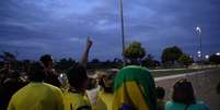 Apoiadores de Bolsonaro próximos ao Palácio da Alvorada  Foto: Felix Lima/BBC / BBC News Brasil