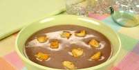 Guia da Cozinha - Creme de feijão fradinho com frango: se aqueça com muito sabor  Foto: Guia da Cozinha