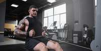 Treino de costas: saiba como fortalecer os músculos e evitar lesões  Foto: Shutterstock / Sport Life