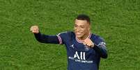 Mbapp&eacute; em jogo do Paris St Germain contra o Real Madrid - 15/2/2022  Foto: REUTERS/Benoit Tessier