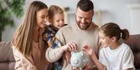 O planejamento financeiro familiar exige a participação de todos da casa – Foto: Shutterstock  Foto: Finanças e Empreendedorismo