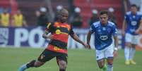 Partida entre Sport e Cruzeiro pelo Campeonato Brasileiro da Série B no neste domingo (09)  Foto: Gazeta Press